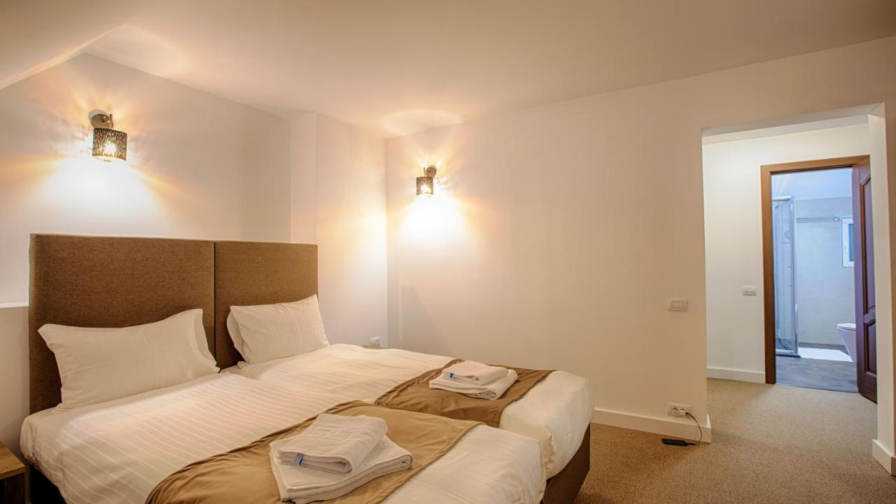 Mer Guest House B&B บราชอฟ ภายนอก รูปภาพ