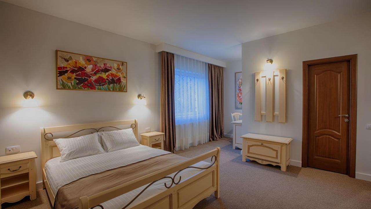 Mer Guest House B&B บราชอฟ ภายนอก รูปภาพ