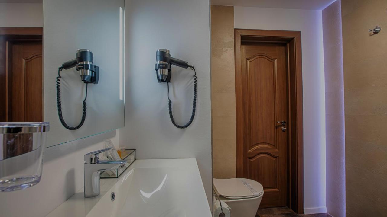 Mer Guest House B&B บราชอฟ ภายนอก รูปภาพ